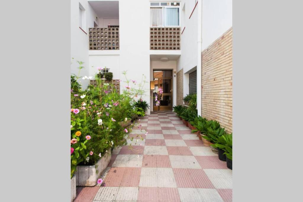 Amazing Mediterranean Styled Apartment. *