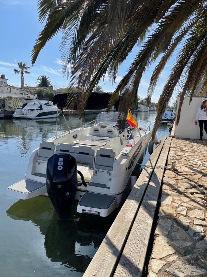 Maison Sur Canaux Marina Avec 4 Suites Dont 1 Balnéo Jacuzzi Сasa de vacaciones