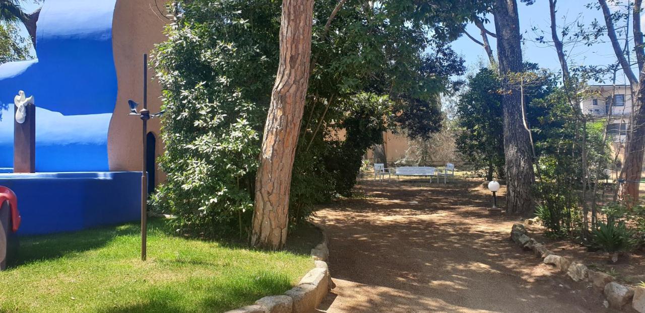 Con Jardín A 11 Metros De La Playa. B3. Apartamento