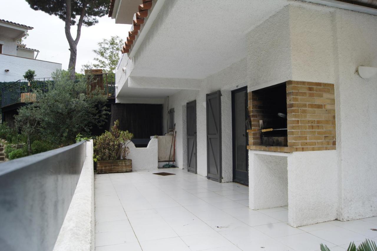 Villa In Met Prive Zwembad En Tuin *