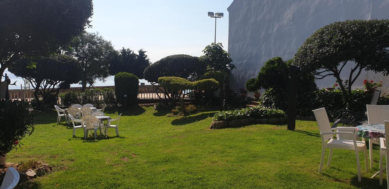 Apartamento Con Jardín A 11 Metros De La Playa. Cg. *