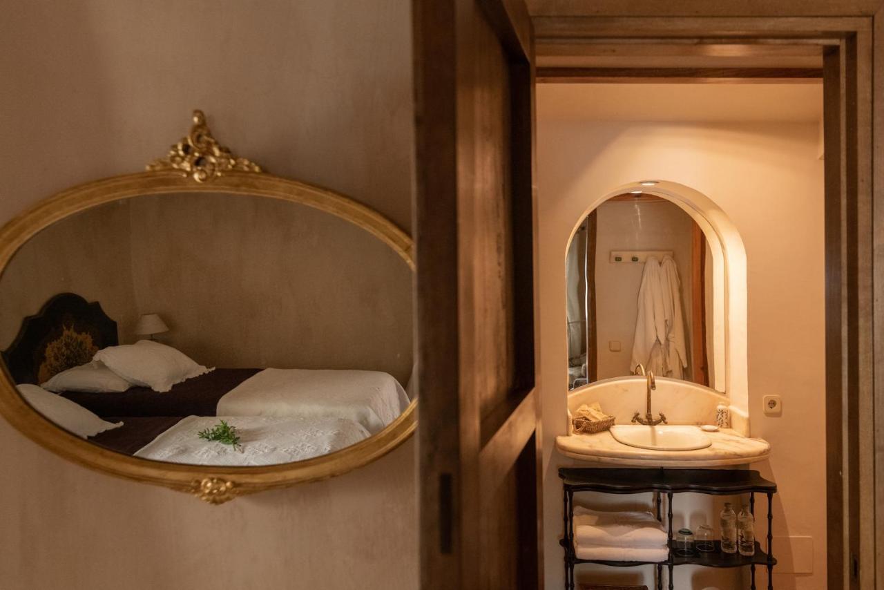 El Palauet De - Adults Only Guest house