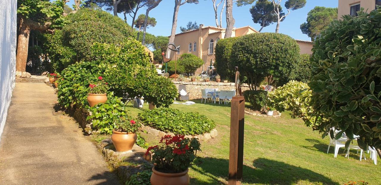 Casa Con Jardin A 30 Metros De La Playa. Vl. Holiday home *