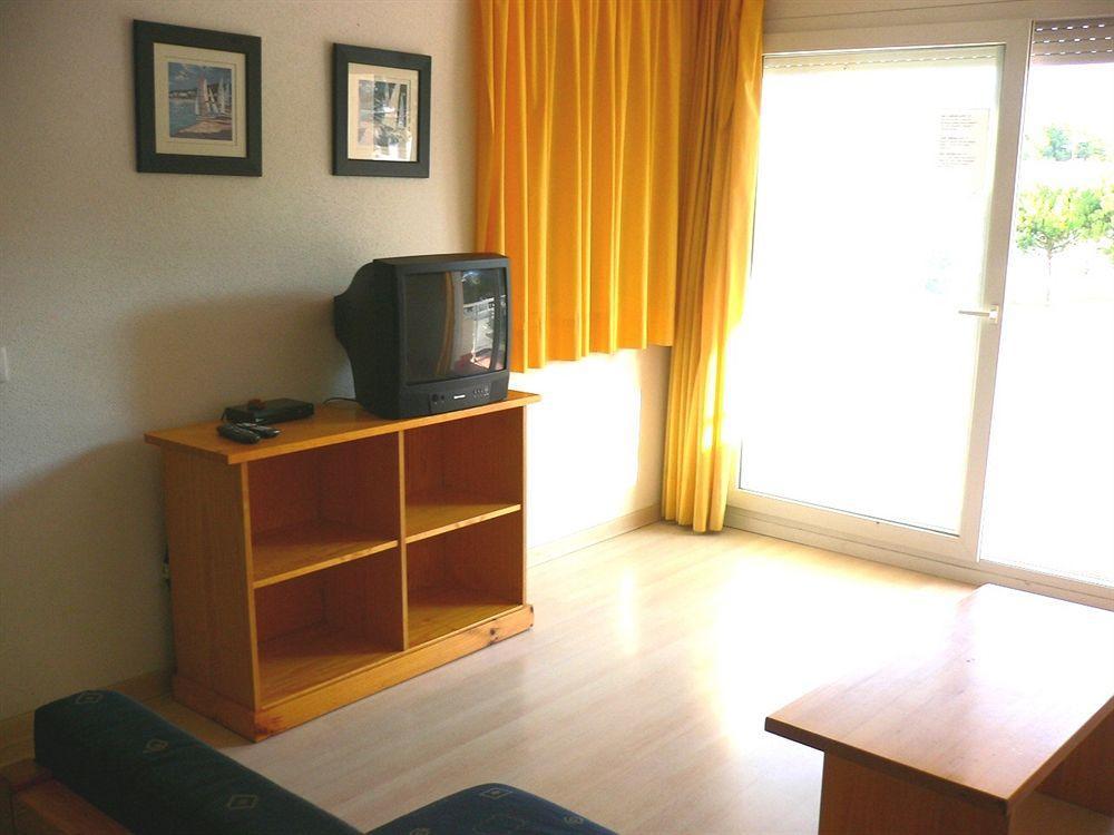 Rvhotels Port Canigo Aparthotel 2*