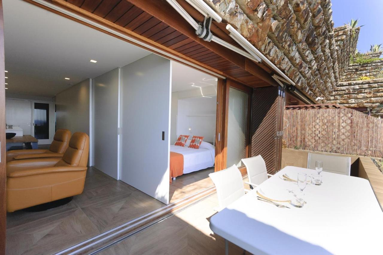 Lets Holidays Modern Sea Views Apartment