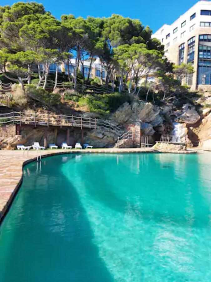 Cap Sa Sal 74 Con Terraza Literalmente Sobre El Mar Apartamento *