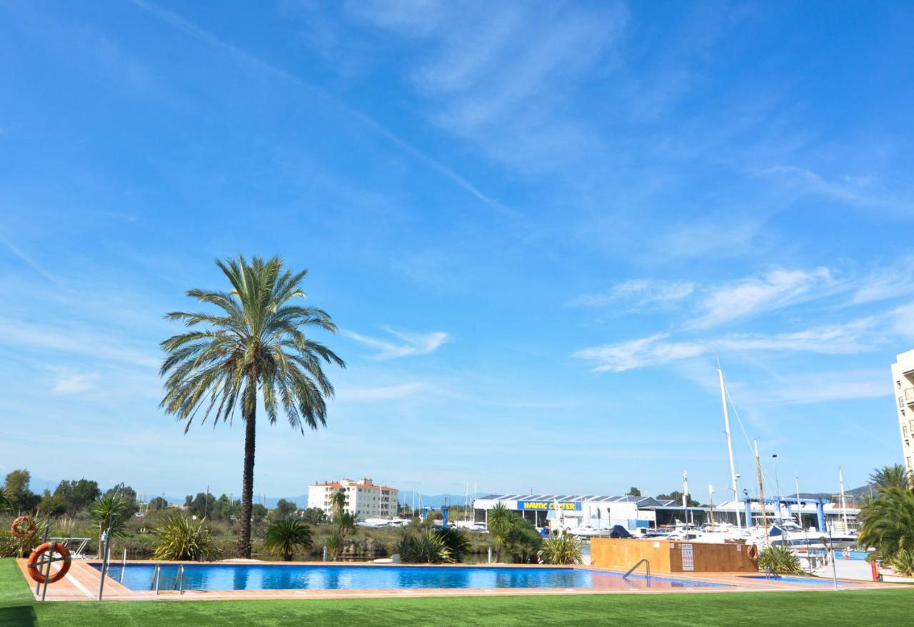Rnet - Port Gran Apartment *