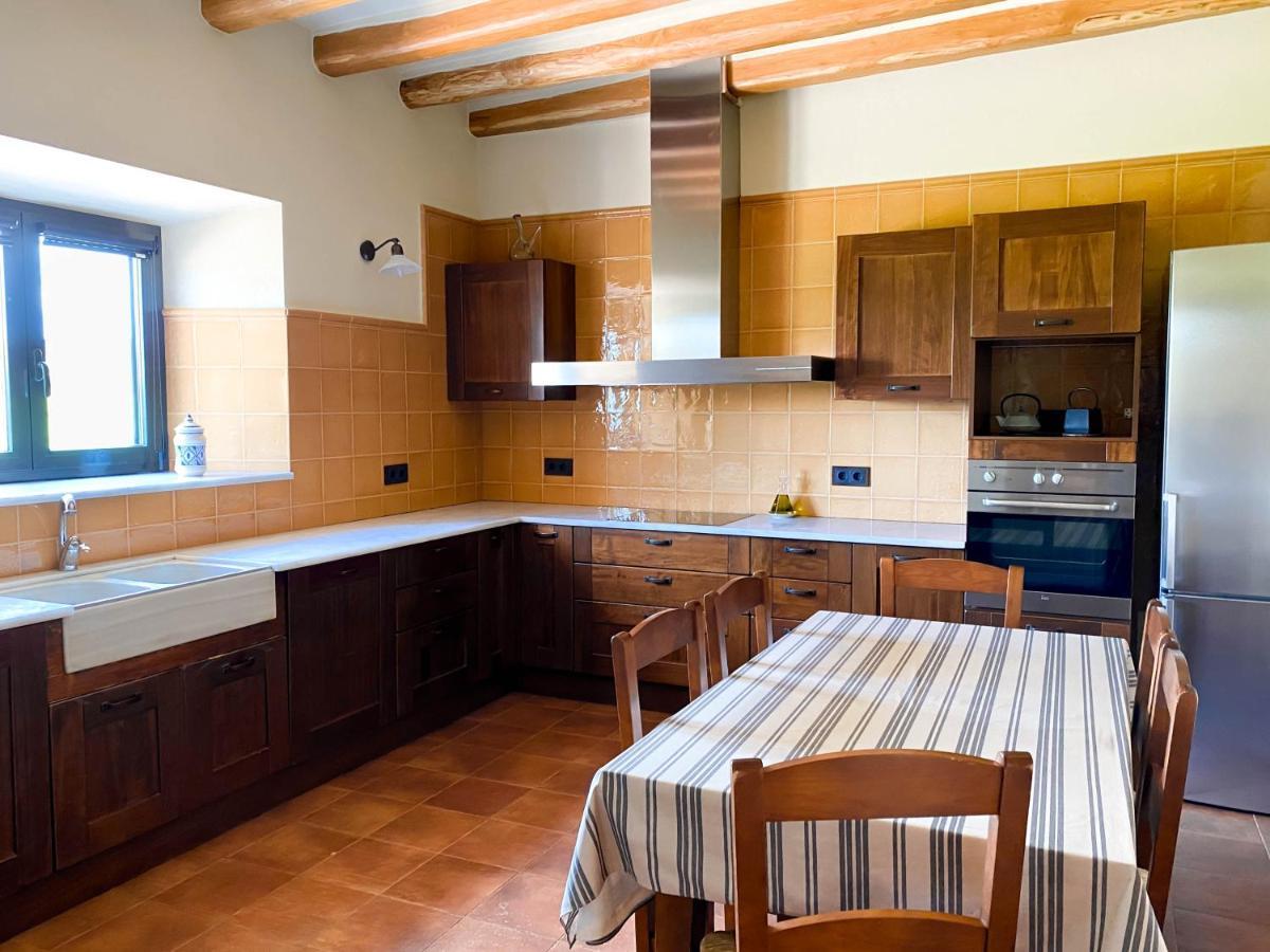 Mas Trobat Casa rural *