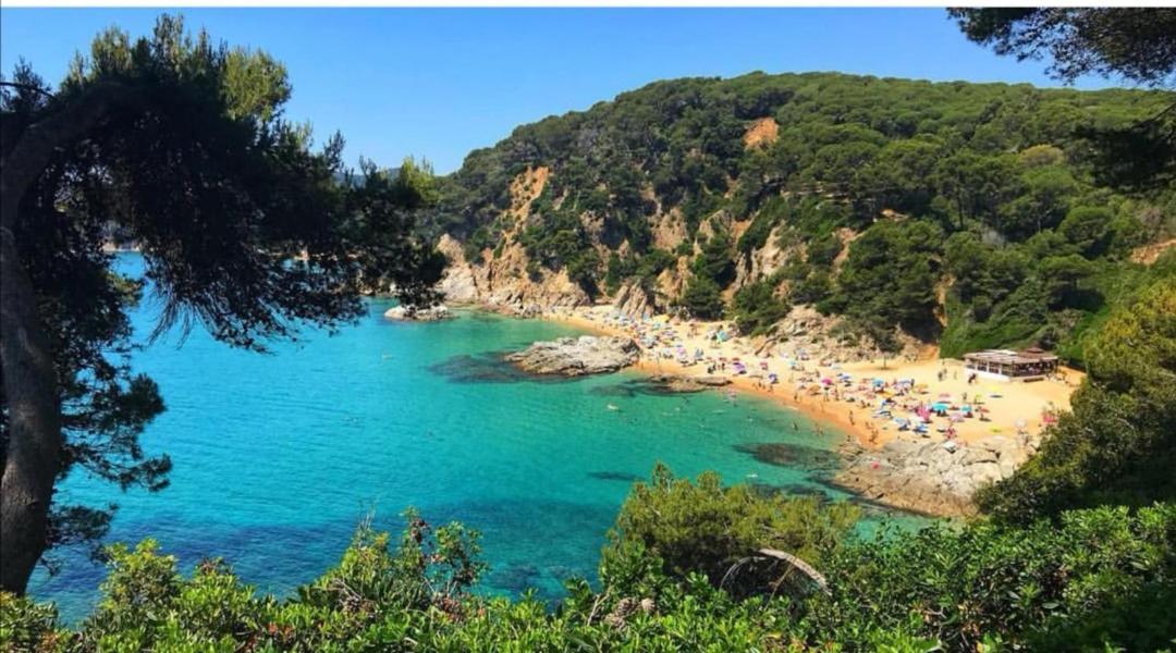 Apartamento Seahomes Vacations, Beach&pool, In Fenals