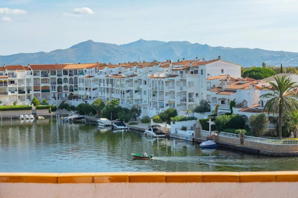 Flateli Empuriabrava