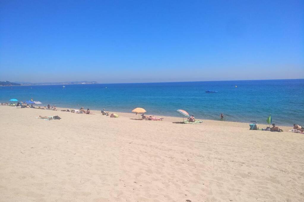 Estudio Primera Linea De Mar Con Piscina Y Parking Platja d'Aro