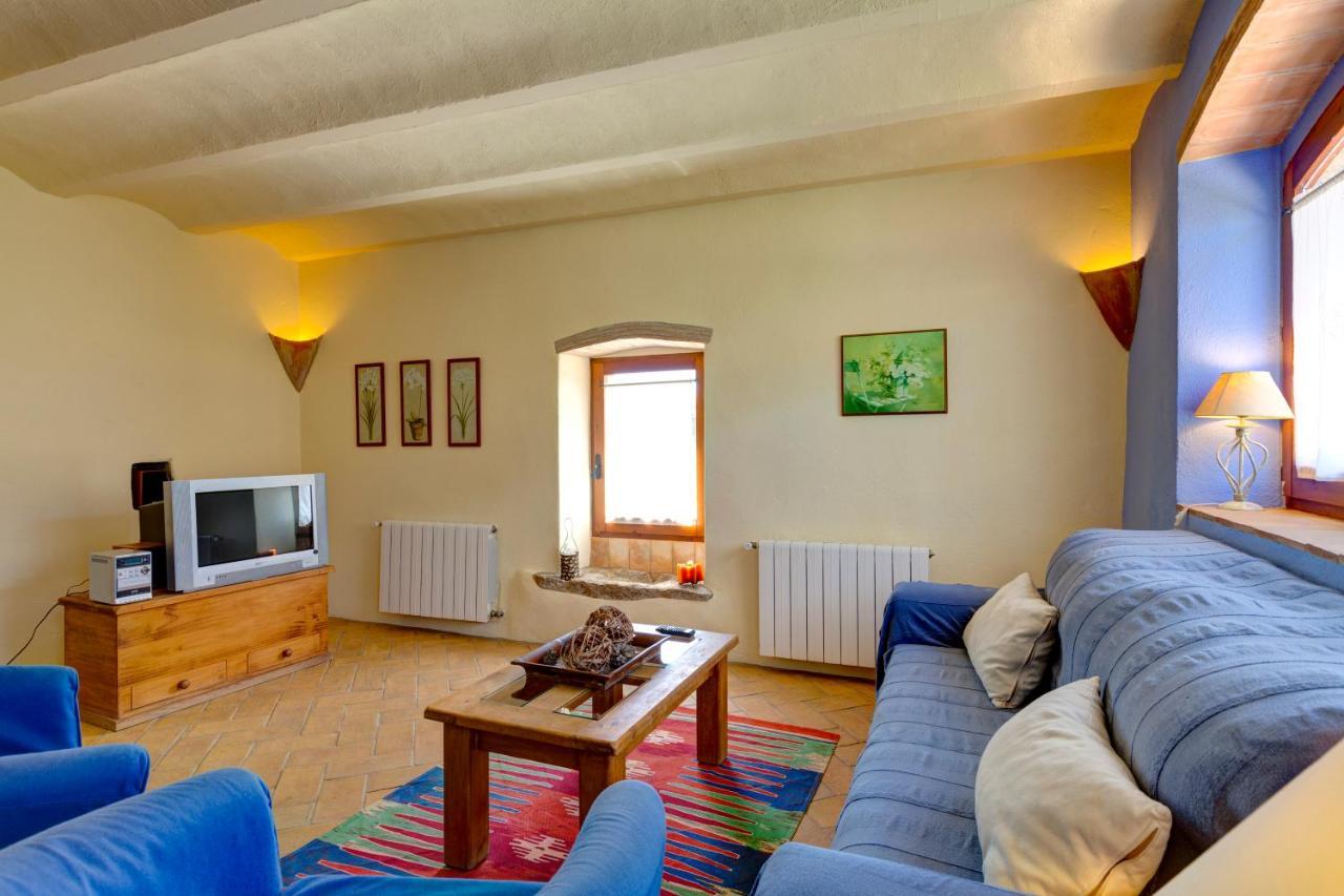 Country house Mas Petit La Bisbal d'Emporda