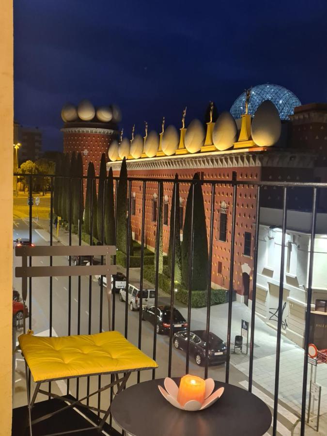 Enfrente Del Museo Dalí Apartamento