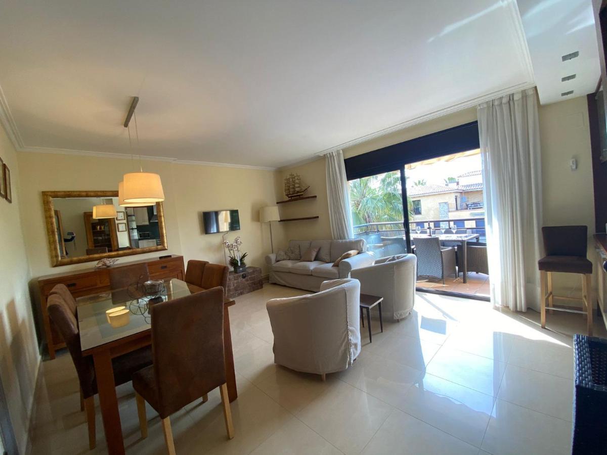 Lloguer30 Delfines, Swimming Pools , Near The And With Parking