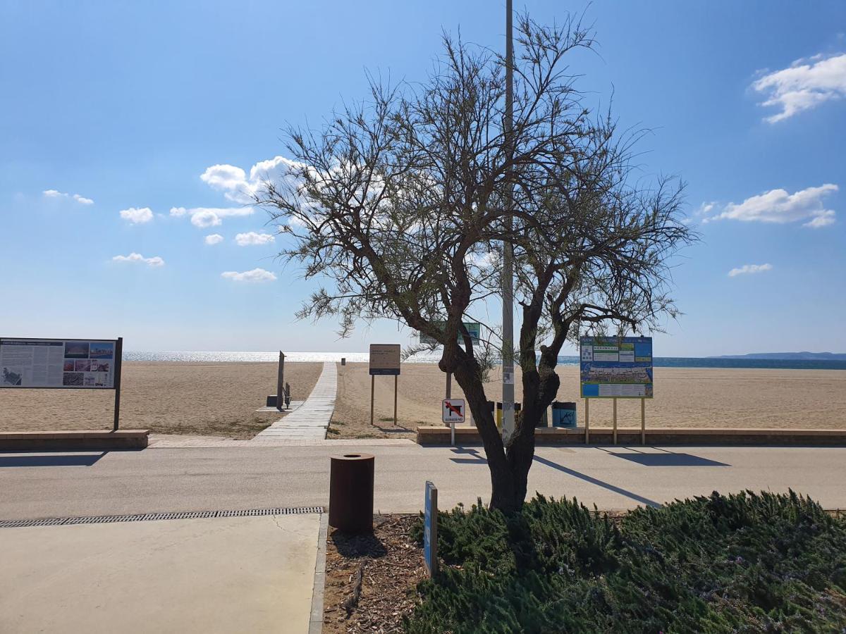 Estudio Violet Apartment Empuriabrava
