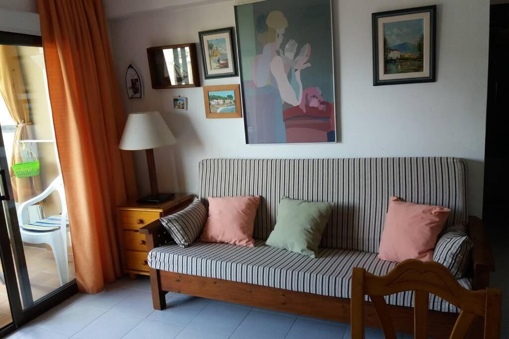 Apartment Apartamento Junto Al Mar Con Jardin Comunitario Y Parking