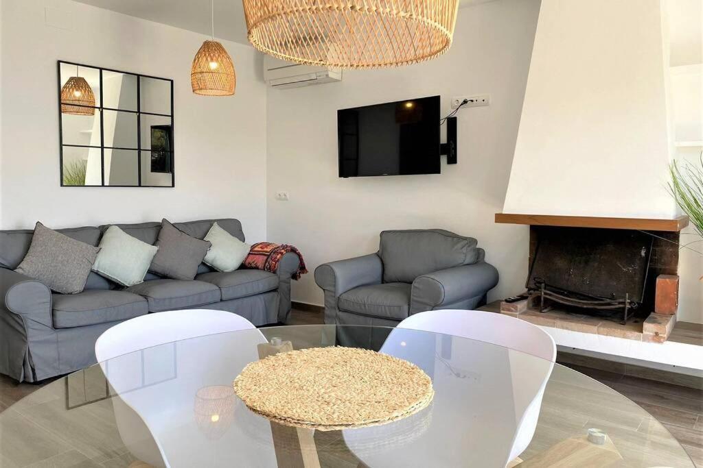 Passeig Ii - In Center With Sea Views Cadaques
