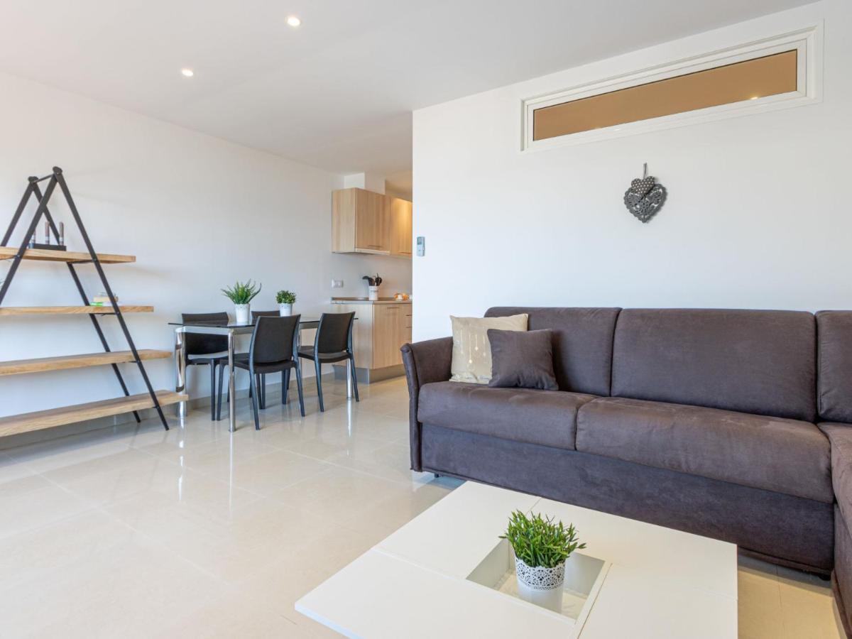 Xavi By Interhome *