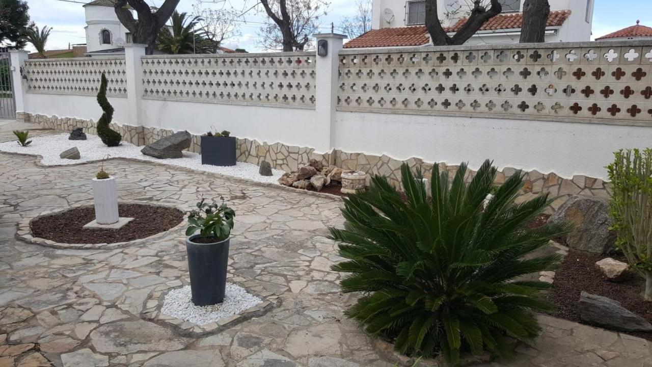 Casa Montrgi Empuriabrava Holiday home *