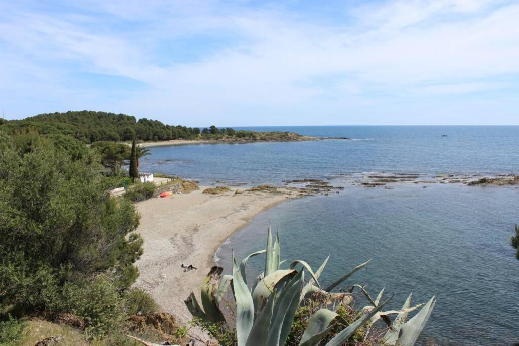 Luxury 4 Bed On Coastal Footpath At Cap Ras