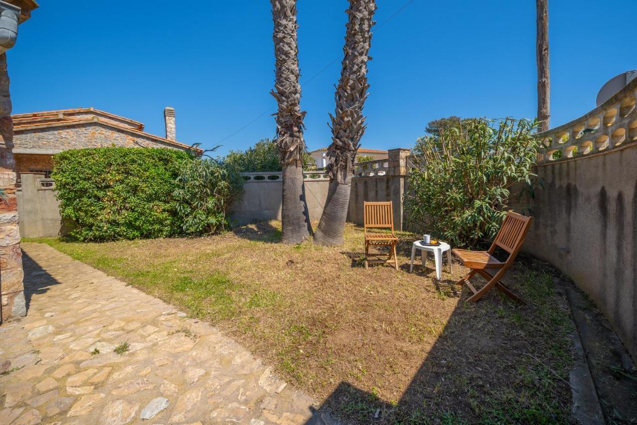 Paulina Villa Sant Marti d'Empuries