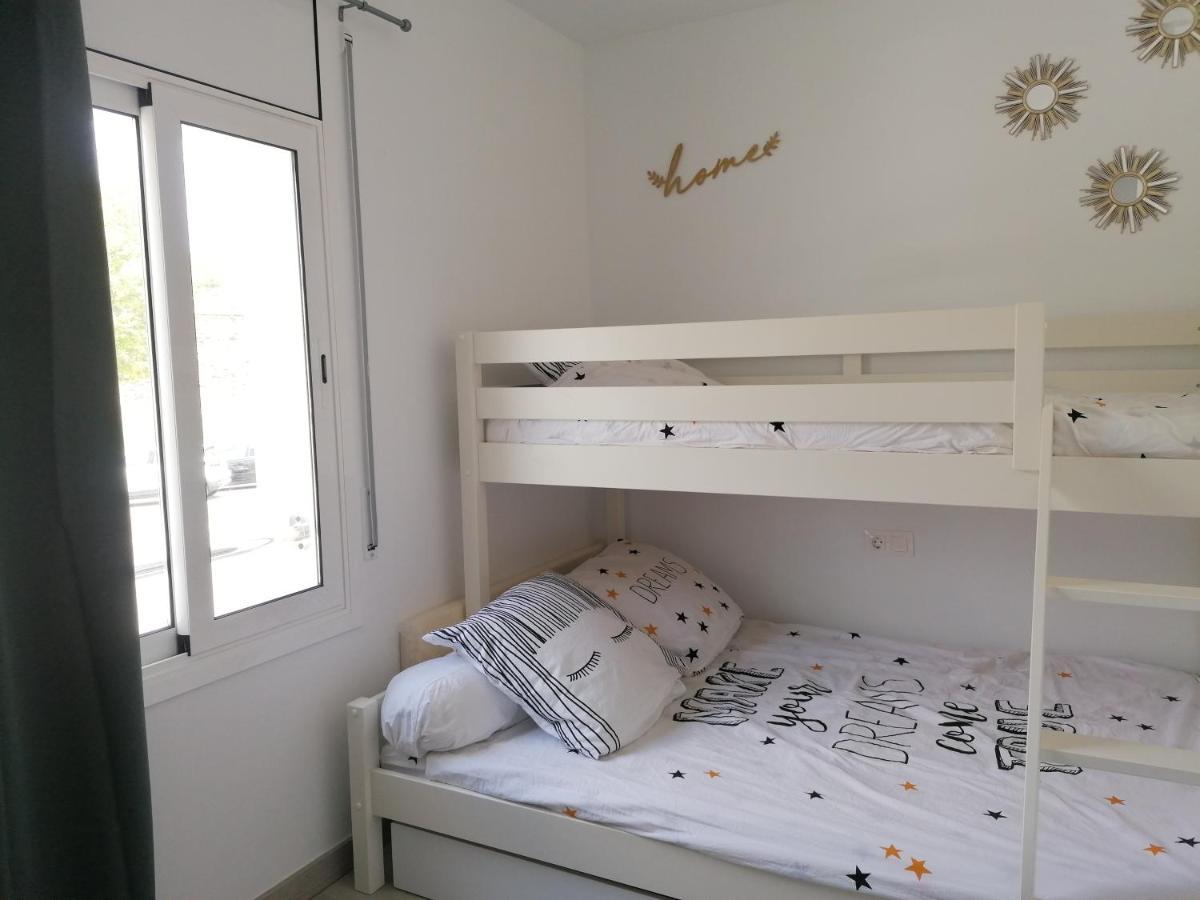 Appartement Neuf Bord De Mer Roses Espagne * Roses