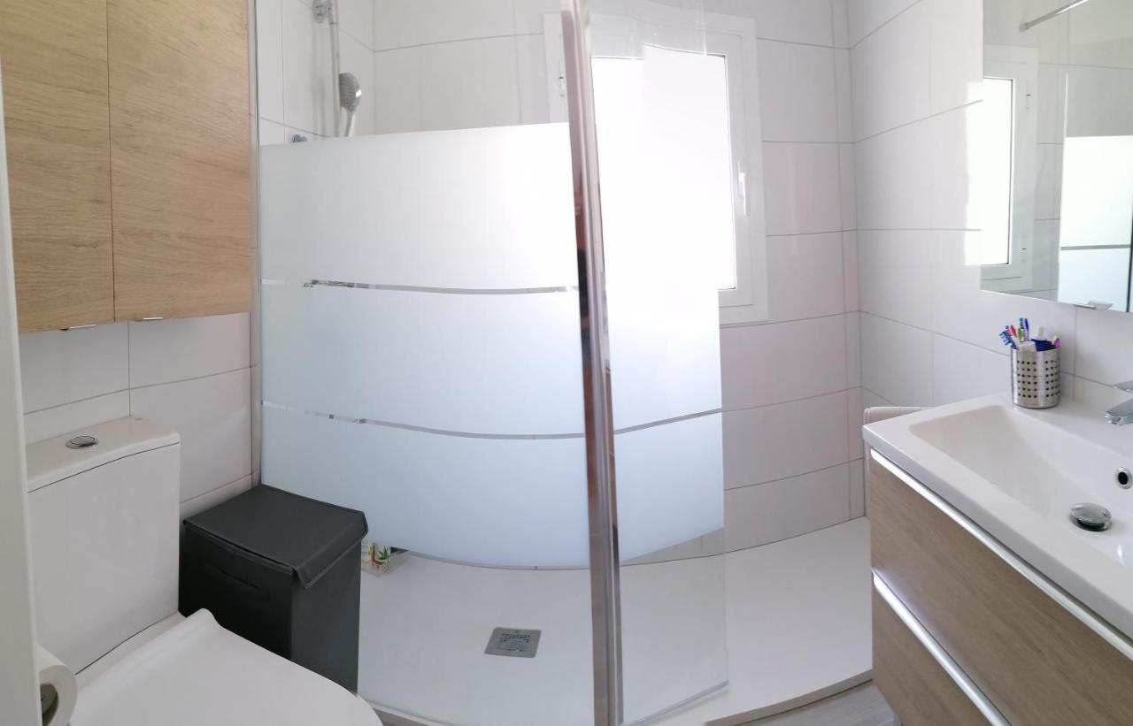 Appartement Neuf Bord De Mer Roses Espagne * Roses