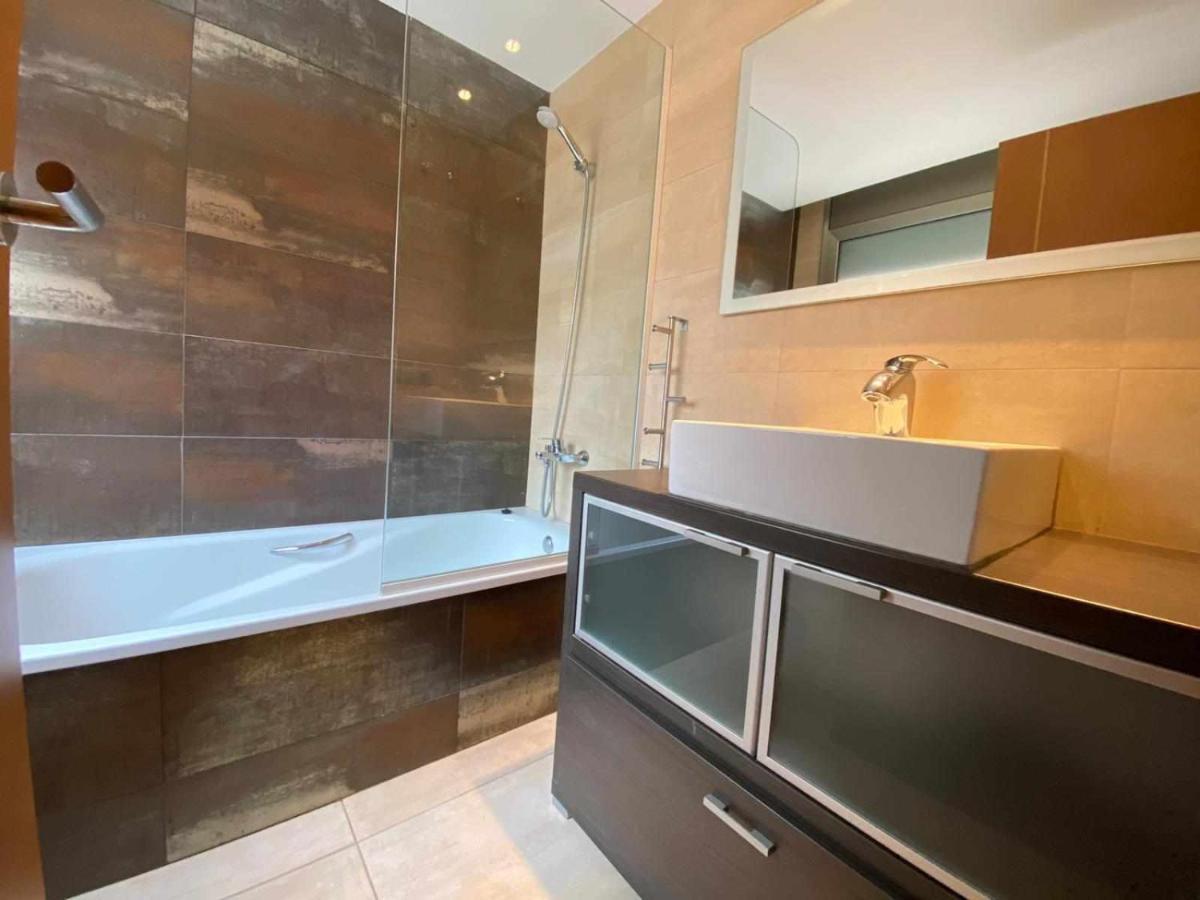 Voramar A 50 Metros Playa Parking Wifi Y Aacc Apartment Tossa de Mar