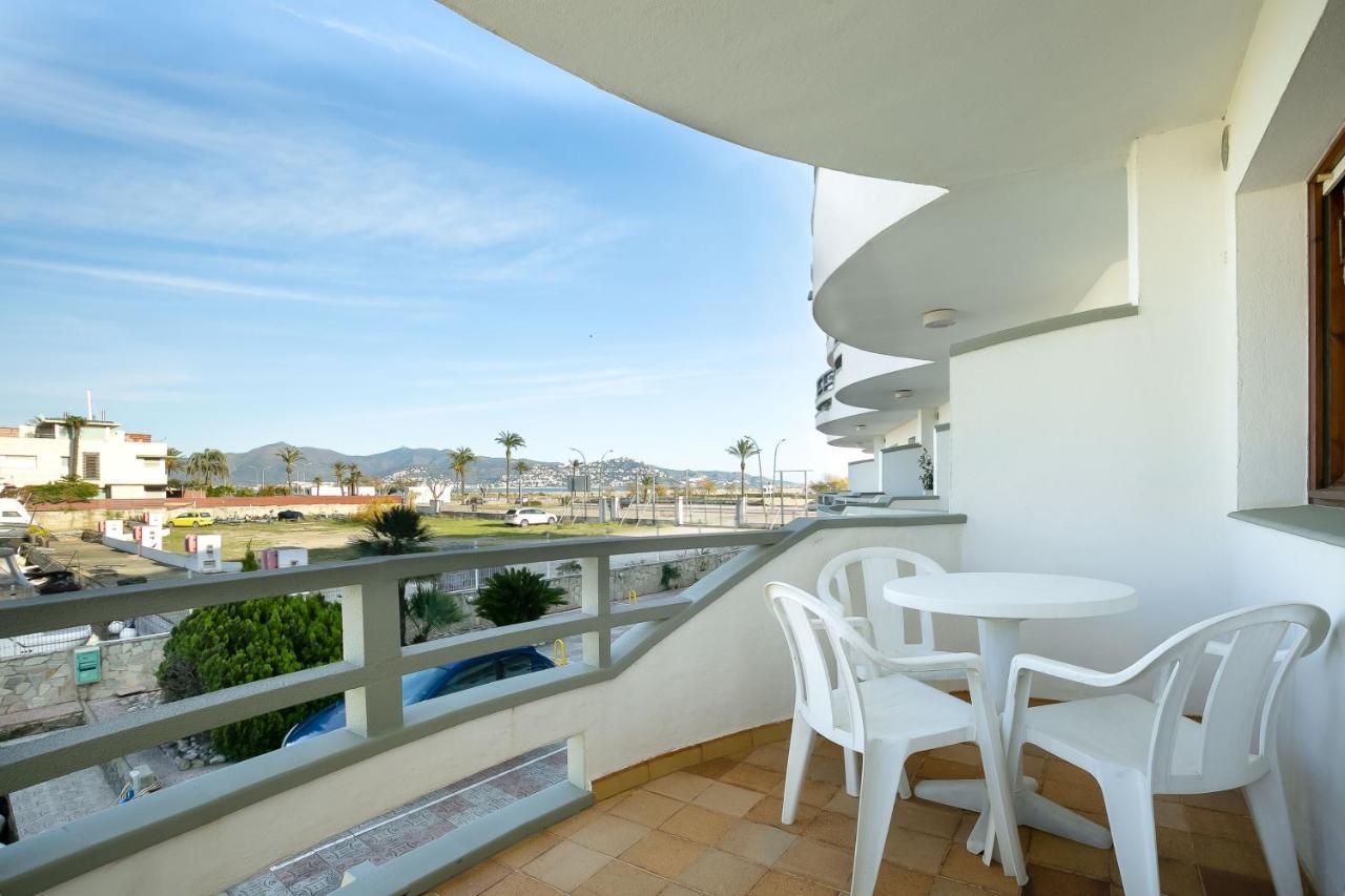 Cargols De Mar * Empuriabrava