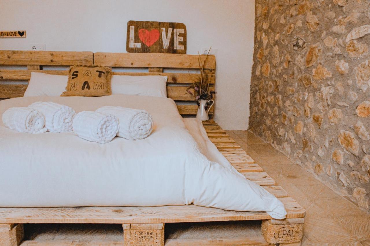 El Mas Benet Bed & Breakfast *