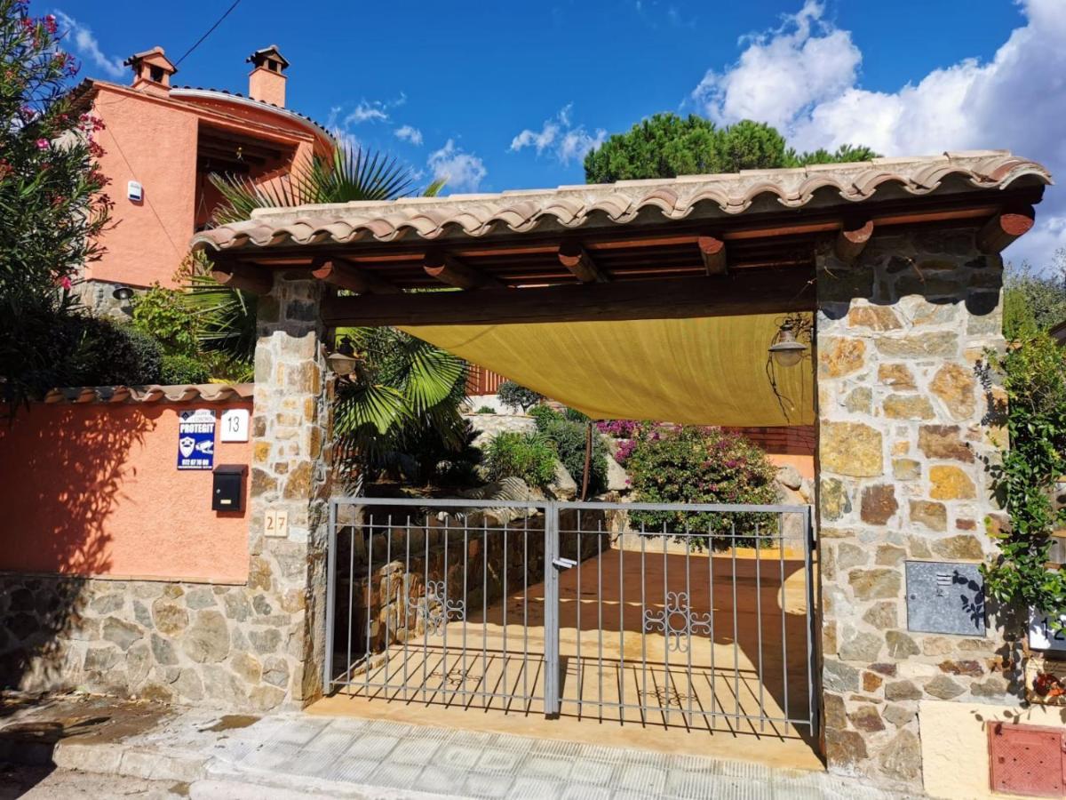 Unica Con Piscina Privada Y Vistas Al Mar. Villa Calonge (Catalonia)
