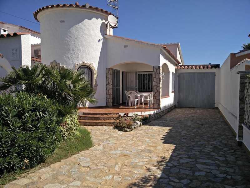 Xalet Amb Jardi * Empuriabrava