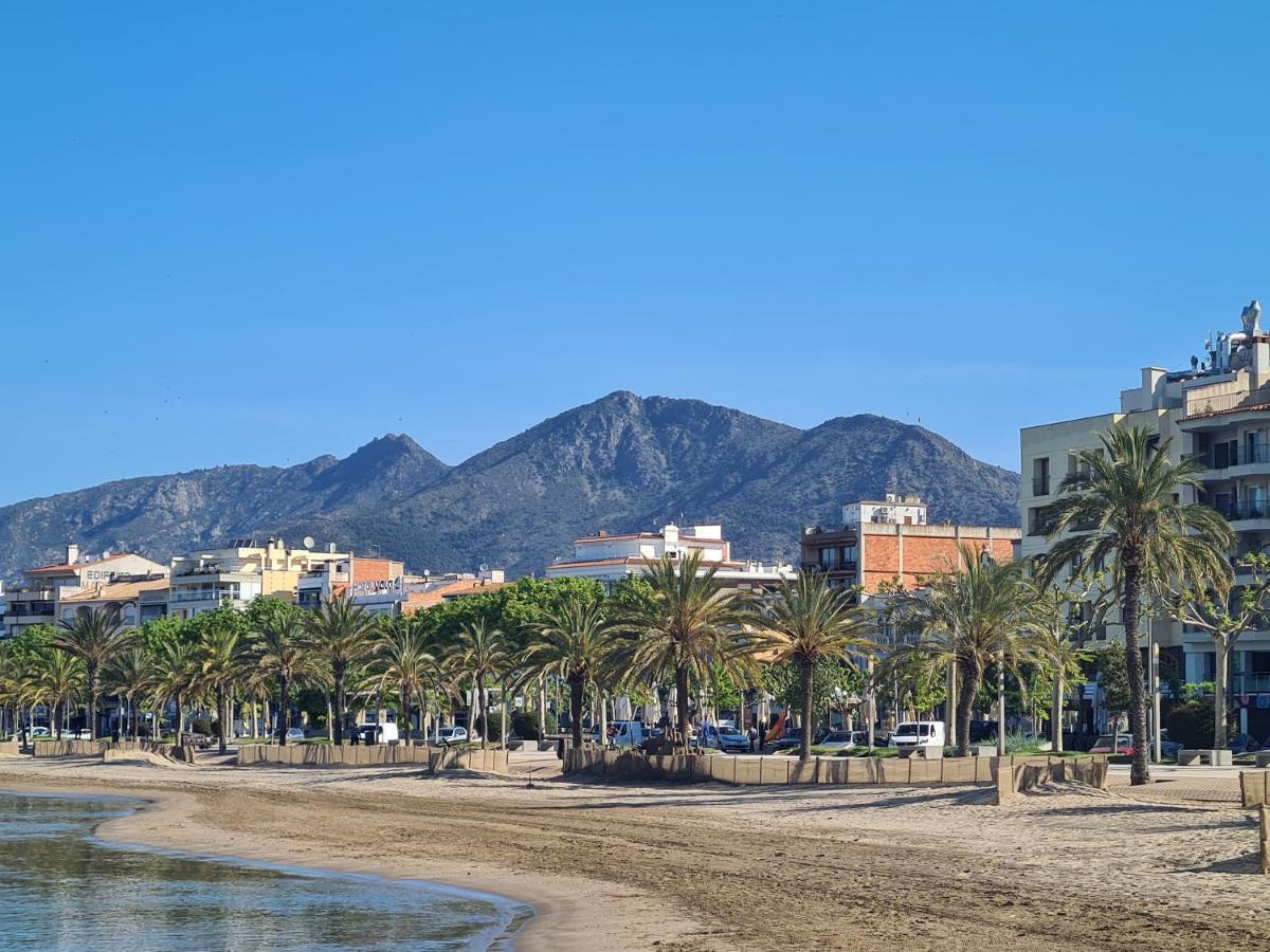 Acogedor Vistas Al Mar Apartment
