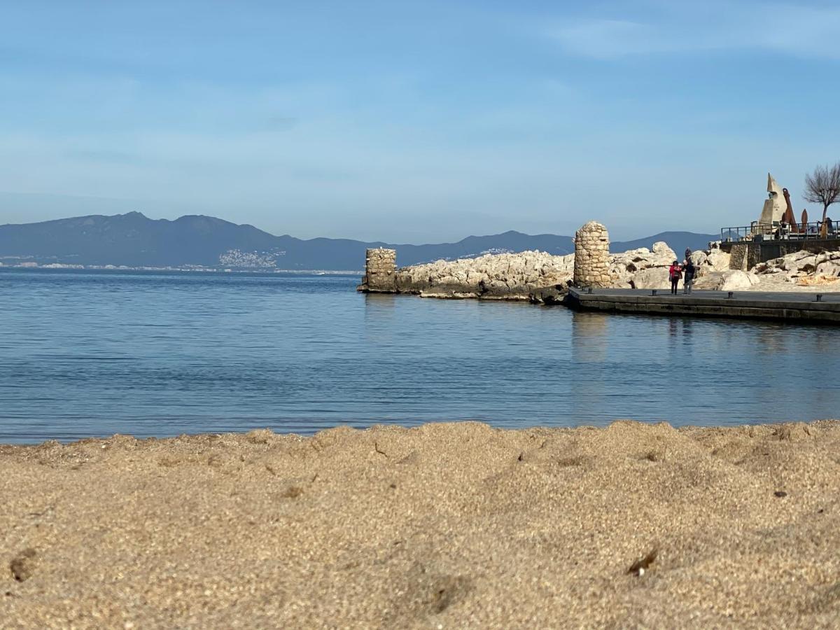 Portbell Anxova * L' Escala