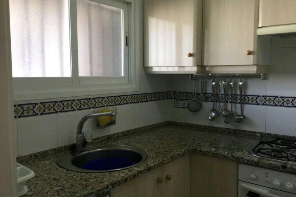 Apartamento Junto Al Mar Con Jardin Comunitario Y Parking Apartment *