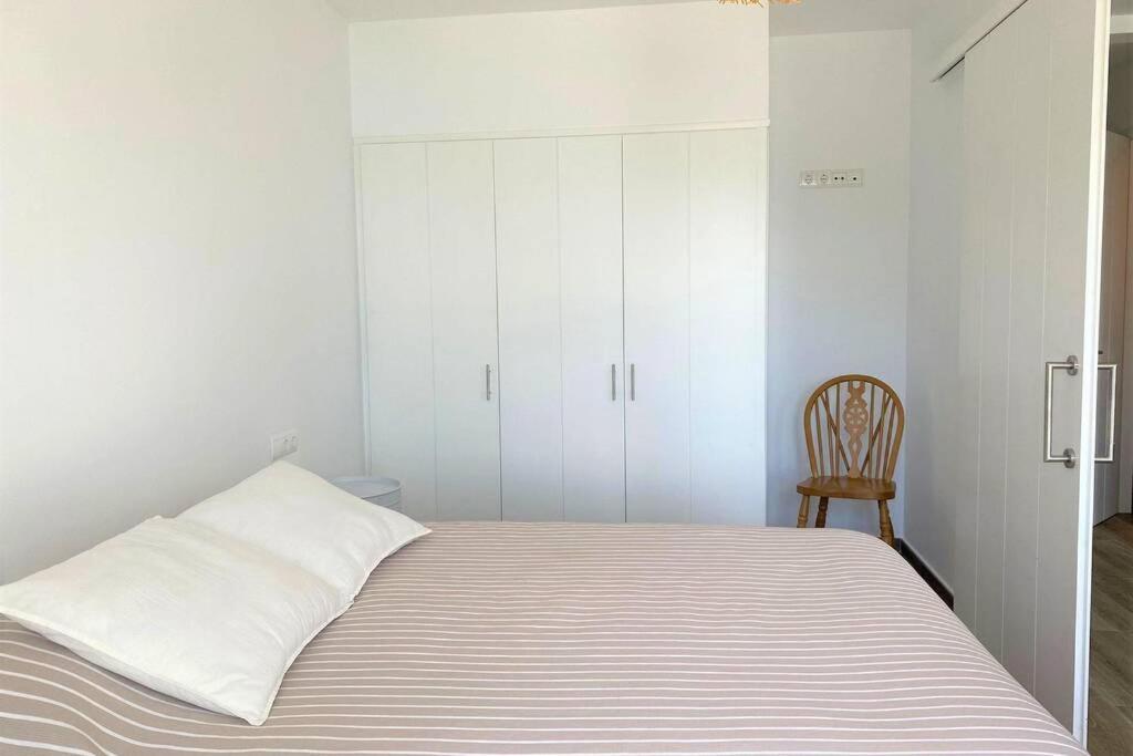 Passeig Ii - In Center With Sea Views Cadaques
