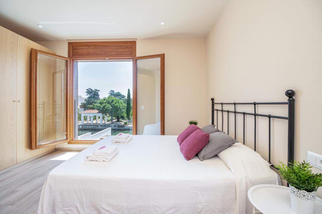 Apart-rent Casa Al Canal Llobregat Ampuriabrava