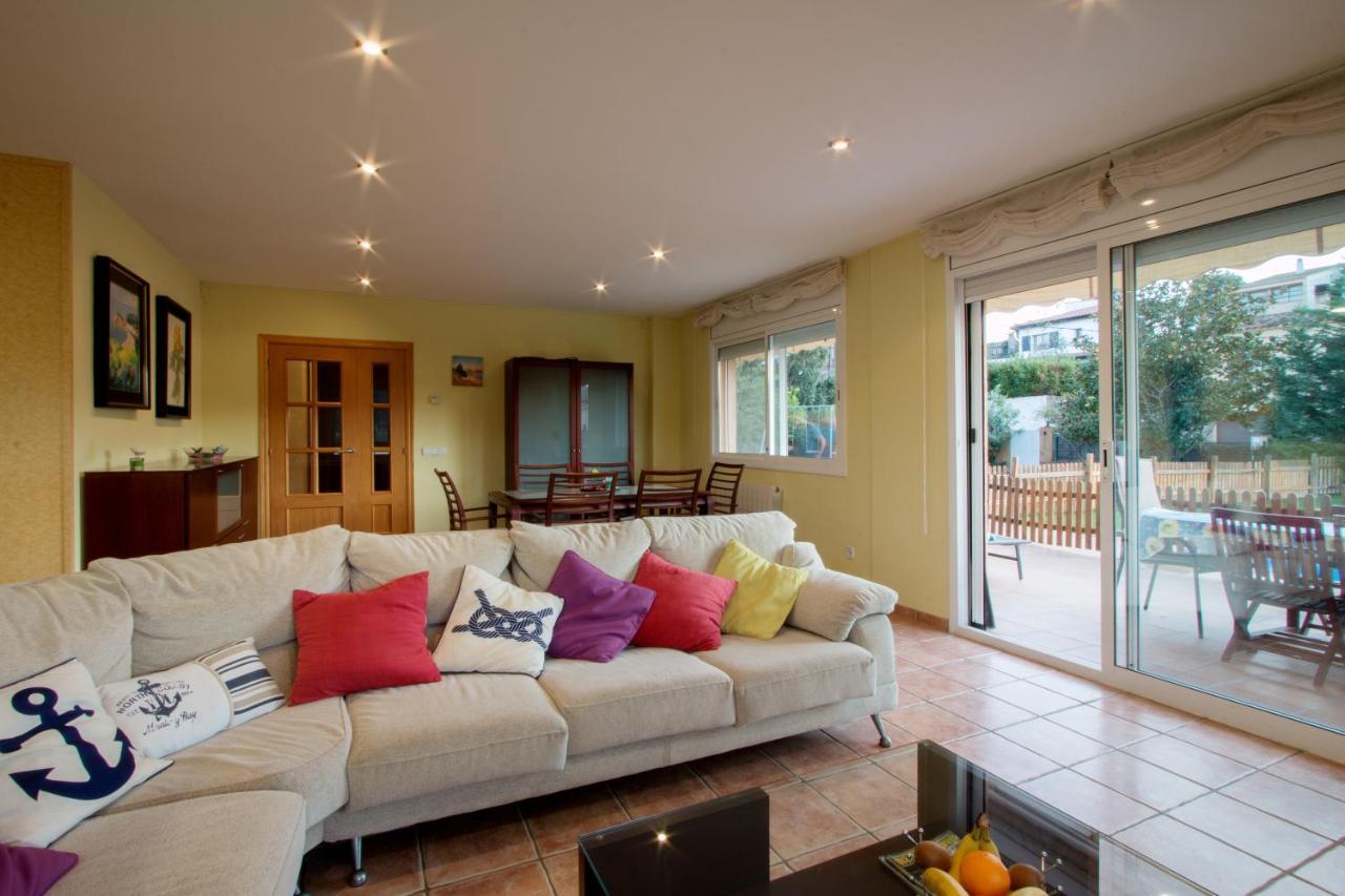 Con Piscina Privada Holiday home