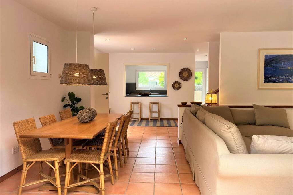 Сasa de vacaciones Llebeig -casa Mediterránea Con Gran Jardín
