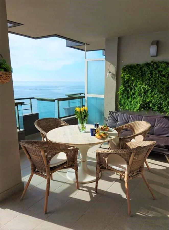 Fenals Apartamento