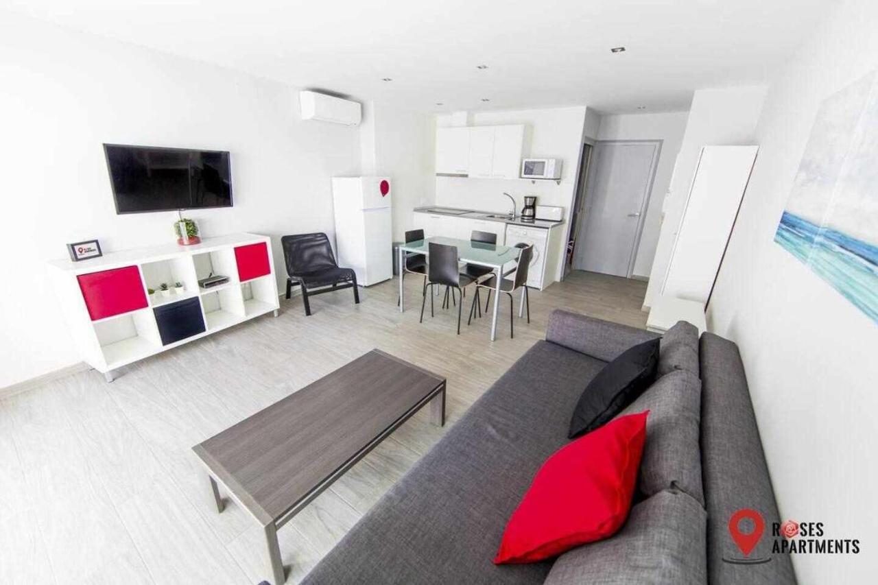 2 - Vista Mar Lateral 1habitacion * Roses