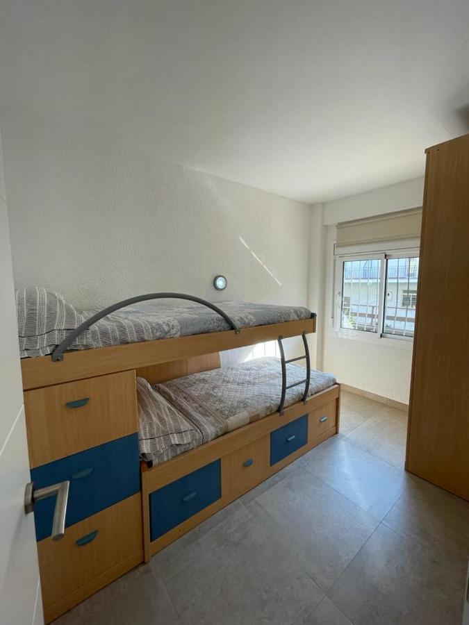 Piso A 150 Mts De La Playa Con Espectacular Terraza Y Wifi