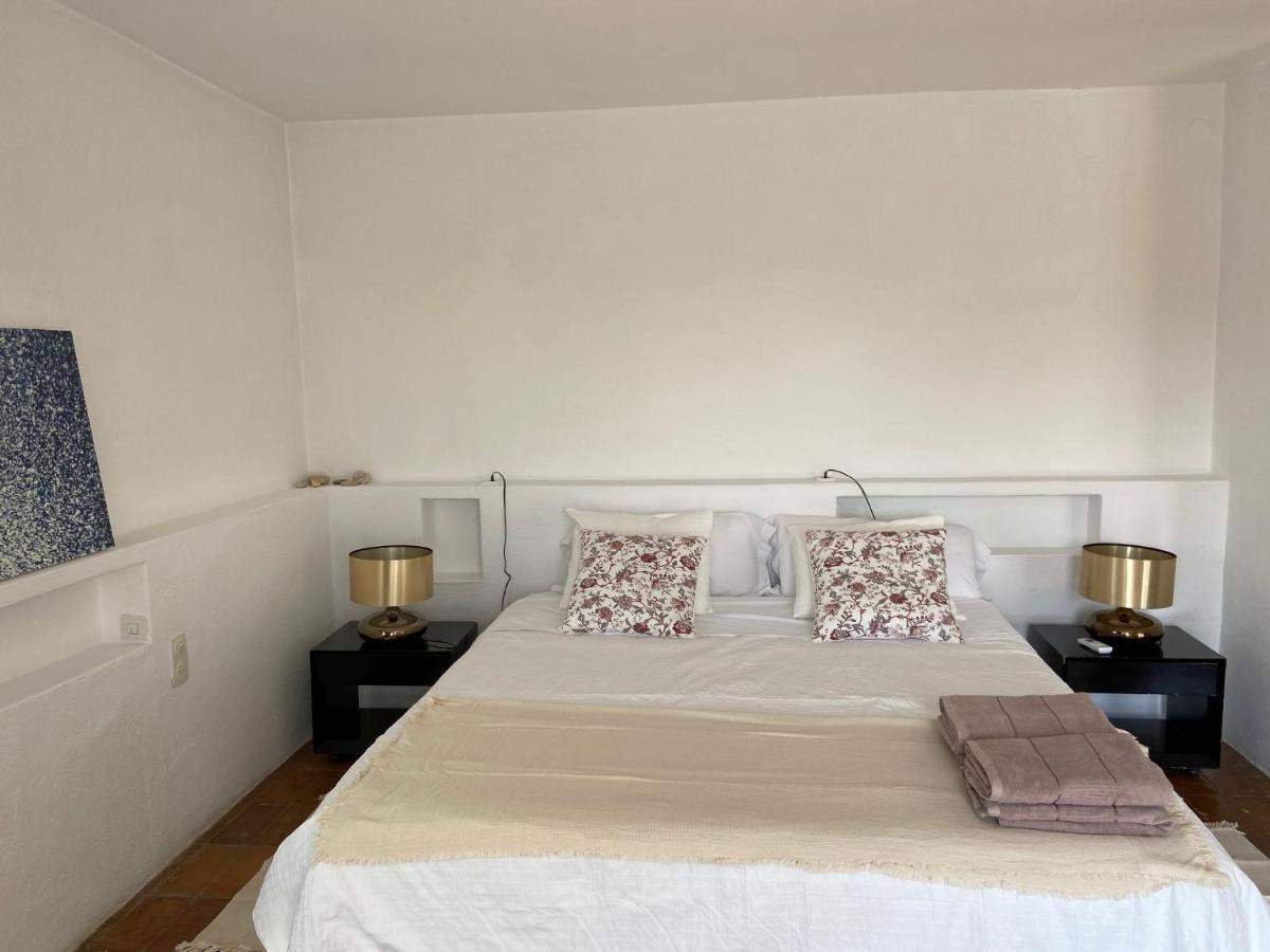 Cala Castell Suites Pensión Vall-Llobrega