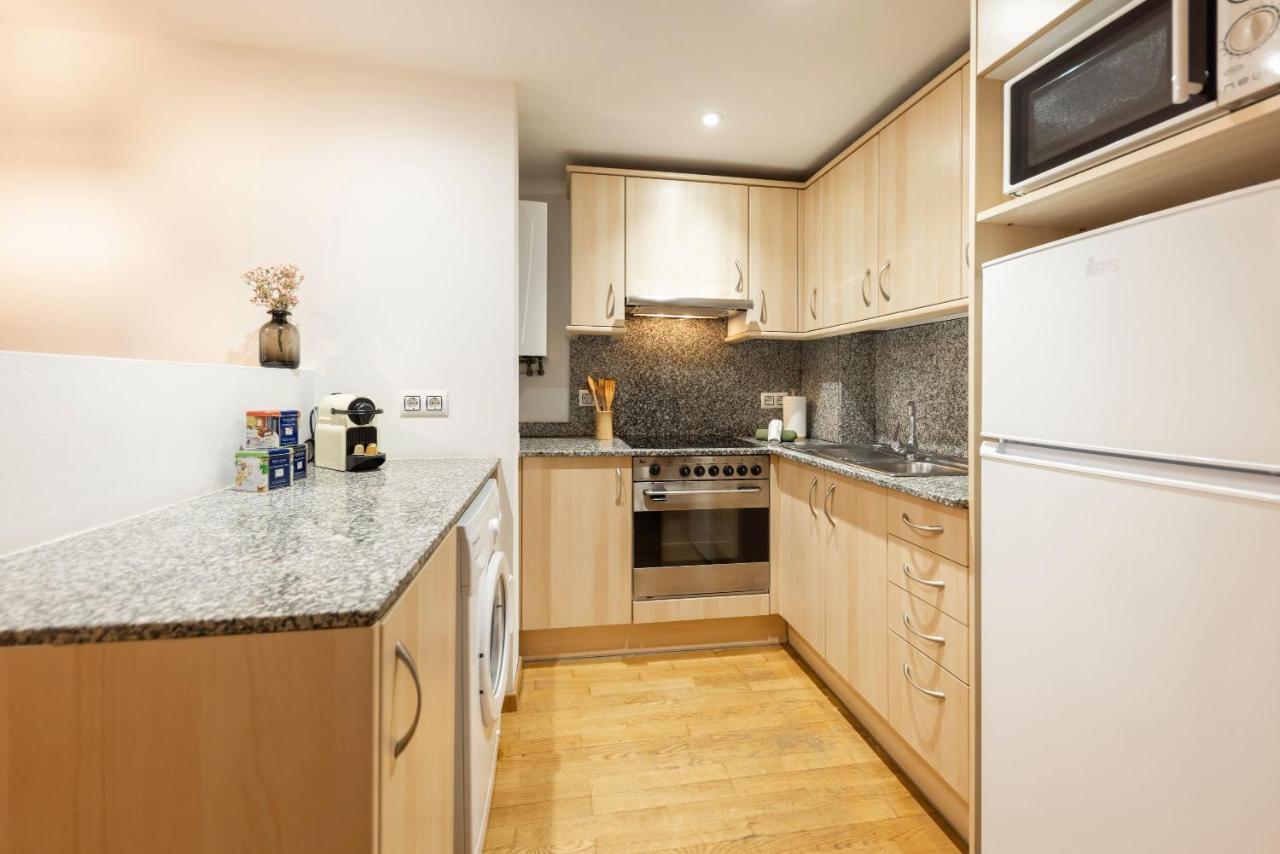 Bravissimo Sant Marti Apartment