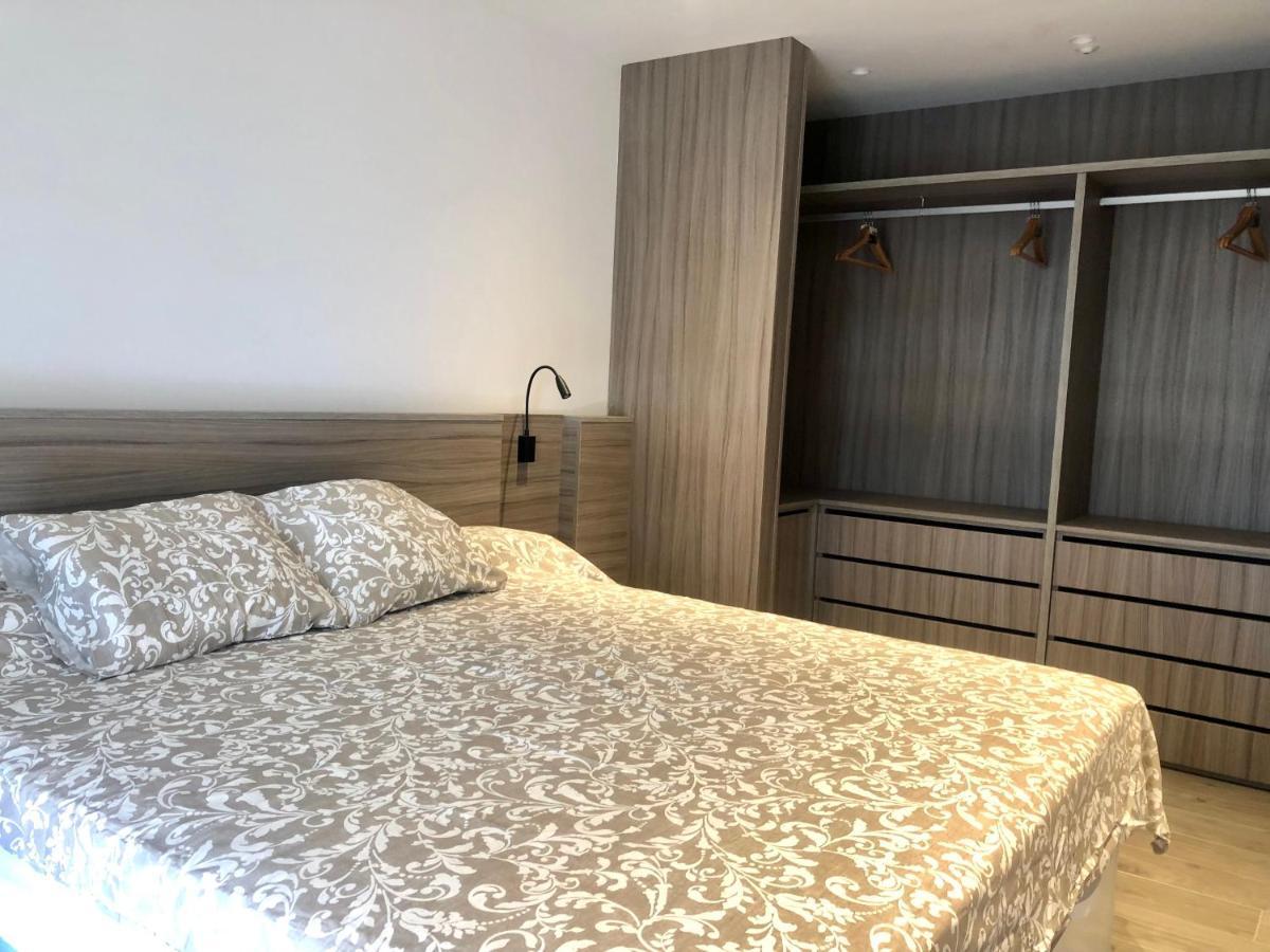 Pere Rahola - En La Playa De Canyelles Con Vistas Esplendidas - Terraza - Wifi Apartment *