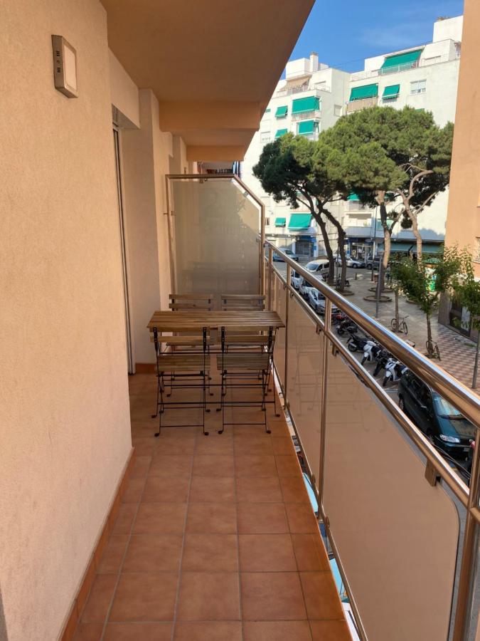 Ar Easy Isern * Blanes