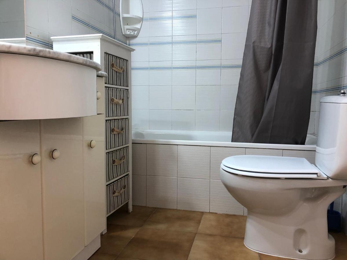 Apartamento Playa De - Apartamento En La Playa De Y Cerca Del Centro Rosas