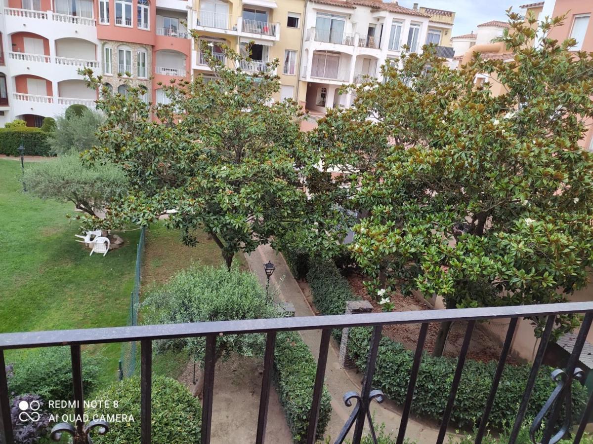 Bonito Apartamento Muy Cerca De La Playa Ampuriabrava