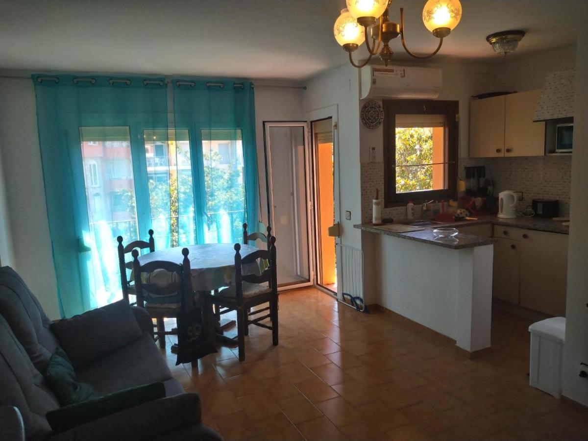 Bonito Apartamento Muy Cerca De La Playa * Ampuriabrava