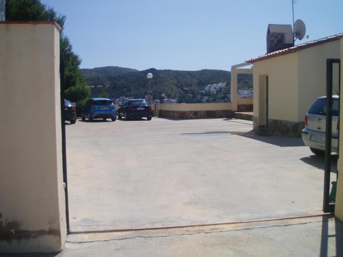 Marina 8